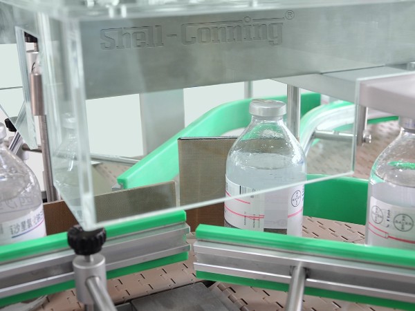 S310立式圓（yuán）瓶智能（néng）貼標機