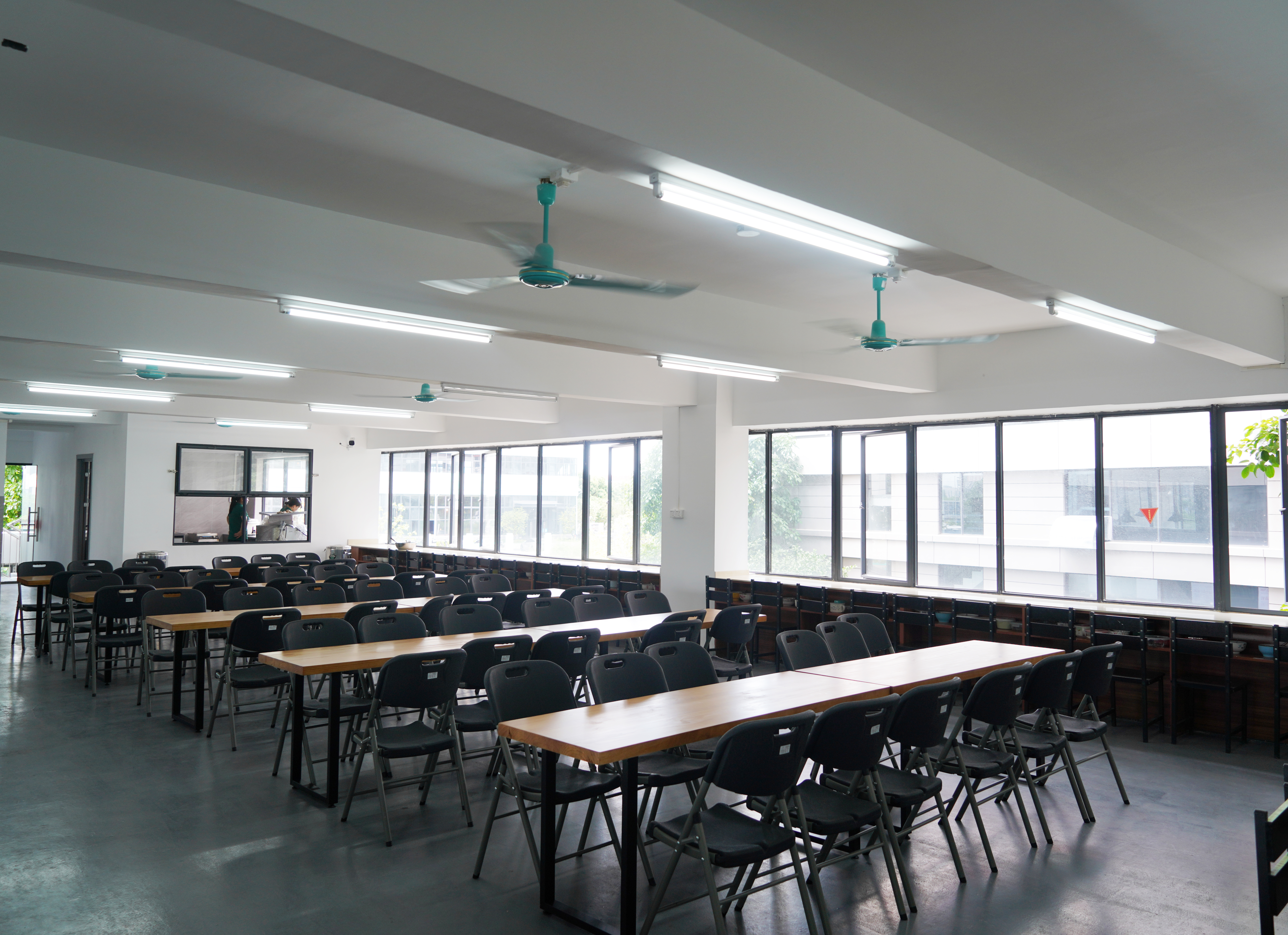 91成人视频食堂 91成人视频食堂