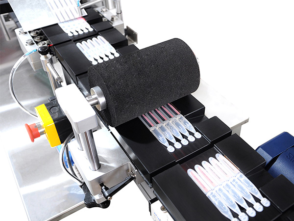 S212次拋平麵智能貼標機