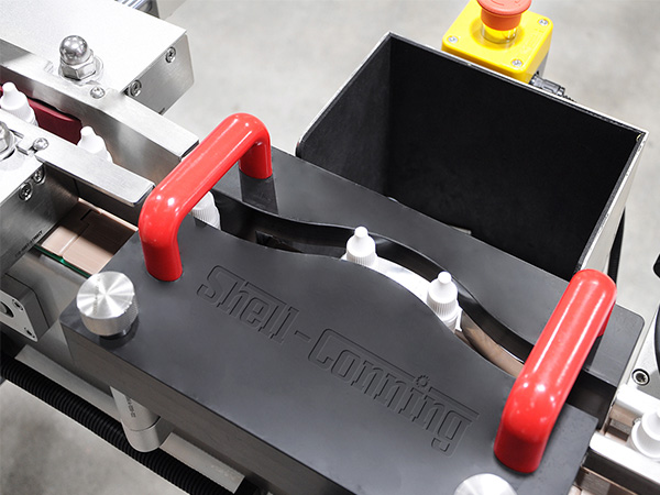 S311立式錕輪（lún）圓瓶貼標輸送係統